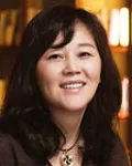 극작가인 소현경의 대표 이미지