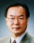 대학교수인 구희산의 대표 이미지