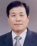 한의사, (전직)대학교수인 강윤호의 대표 이미지