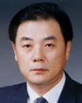 광고인인 윤병구의 대표 이미지