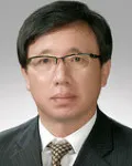 신문인인 정동성의 대표 이미지