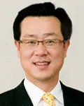 보험인인 정문국의 대표 이미지