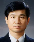 변호사, (전직)판사인 이동명의 대표 이미지