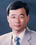 대학교수인 오충연의 대표 이미지
