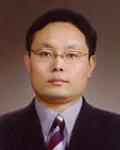 대학교수인 정영진의 대표 이미지