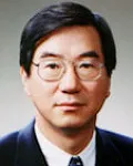 (전직)흉부외과의사, (전직)대학교수인 김삼현의 대표 이미지