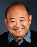 영화배우인 클레이드 쿠사추의 대표 이미지