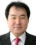 사회기관단체인, (전직)행정공무원인 김충섭의 대표 이미지