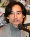 음악감독인 김홍집의 대표 이미지
