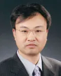 대학교수인 김근일의 대표 이미지