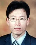감정평가사인 안용선의 대표 이미지