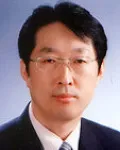 감정평가사인 유정근의 대표 이미지