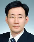 금융인인 이형배의 대표 이미지