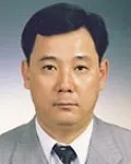 변호사, (전직)검사인 남원상의 대표 이미지