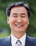 문학평론가, 대학교수인 신경득의 대표 이미지
