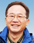 대학교수, 평론가인 신덕룡의 대표 이미지