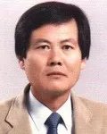 문학평론가, (전직)대학교수인 오하근의 대표 이미지