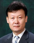 대학교수인 홍완식의 대표 이미지