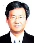 내과의사, 대학교수인 김윤년의 대표 이미지