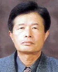 (전직)대학교수인 김일도의 대표 이미지