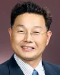 연구원, 대학교수인 성봉주의 대표 이미지