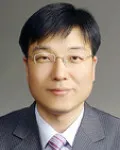 대학교수인 정효일의 대표 이미지