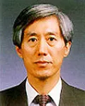 대학교수, (전직)약사인 최응칠의 대표 이미지