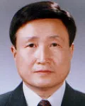 (현직) 신문인인 박현채의 대표 이미지