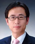 국제기관단체인인 염진수의 대표 이미지