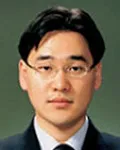 변호사, (전직)군법무관인 서진권의 대표 이미지
