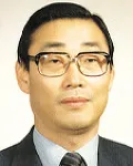 변호사, (전직)판사인 이영수의 대표 이미지