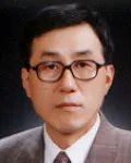 대학교수인 이순철의 대표 이미지