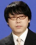가수인 신철의 대표 이미지