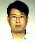 대학교수인 윤석년의 대표 이미지