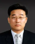 변호사, (전직)판사인 송희섭의 대표 이미지