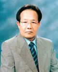 (전직)대학교수인 정동식의 대표 이미지