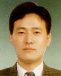 변호사, (전직)판사인 이균부의 대표 이미지