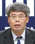 검사인 이진한의 대표 이미지