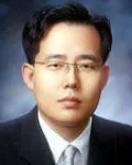 대학교수인 제환준의 대표 이미지