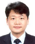 대학교수인 정병준의 대표 이미지