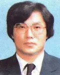 대학교수인 손충기의 대표 이미지
