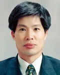 행정공무원인 공영민의 대표 이미지