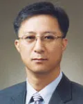 행정공무원인 유호일의 대표 이미지