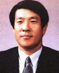 대학교수인 홍석교의 대표 이미지