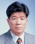 이비인후과의사, 대학교수인 윤용주의 대표 이미지