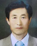 정치인인 김윤현의 대표 이미지