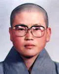승려인 덕기의 대표 이미지