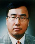 일반외과의사, 대학교수인 윤정한의 대표 이미지