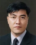 대학교수인 이승기의 대표 이미지