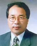 치과의사, 대학교수인 신금백의 대표 이미지